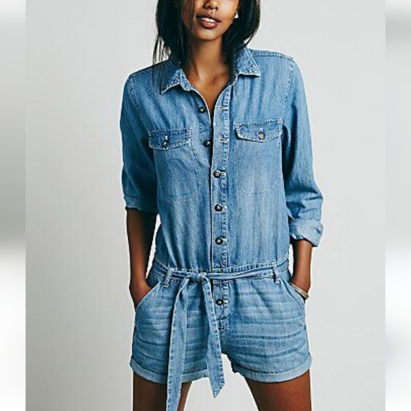 Free People Revolve Chambray Drapery short tails SZ.S - Picture 1 of 9